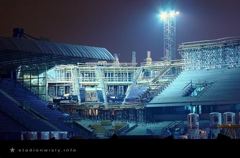 piętro narożnika północno wschodniego oszalowane w 1/5