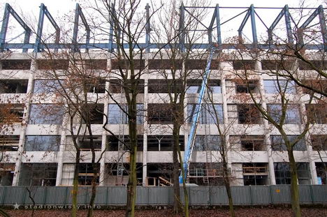 Montaż szyb - stan z godz 13