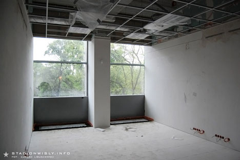 Jedno z pomieszczeń biurowych na poziomie +5,44