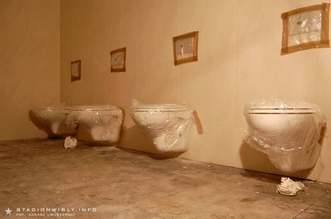 WC kibiców - 2 poziom trybuny wschodniej